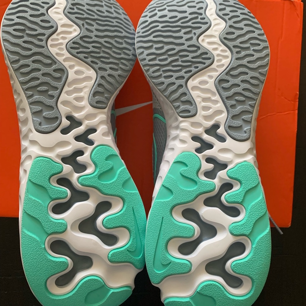 Nike Renew Run - Picture 6 of 6